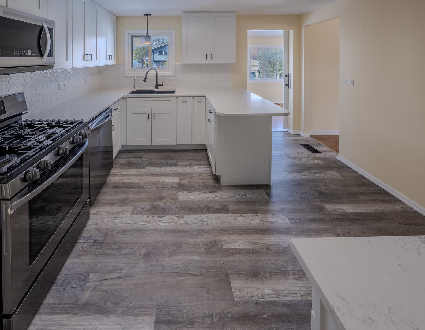 630 Clover Lane Schaumburg IL 60193