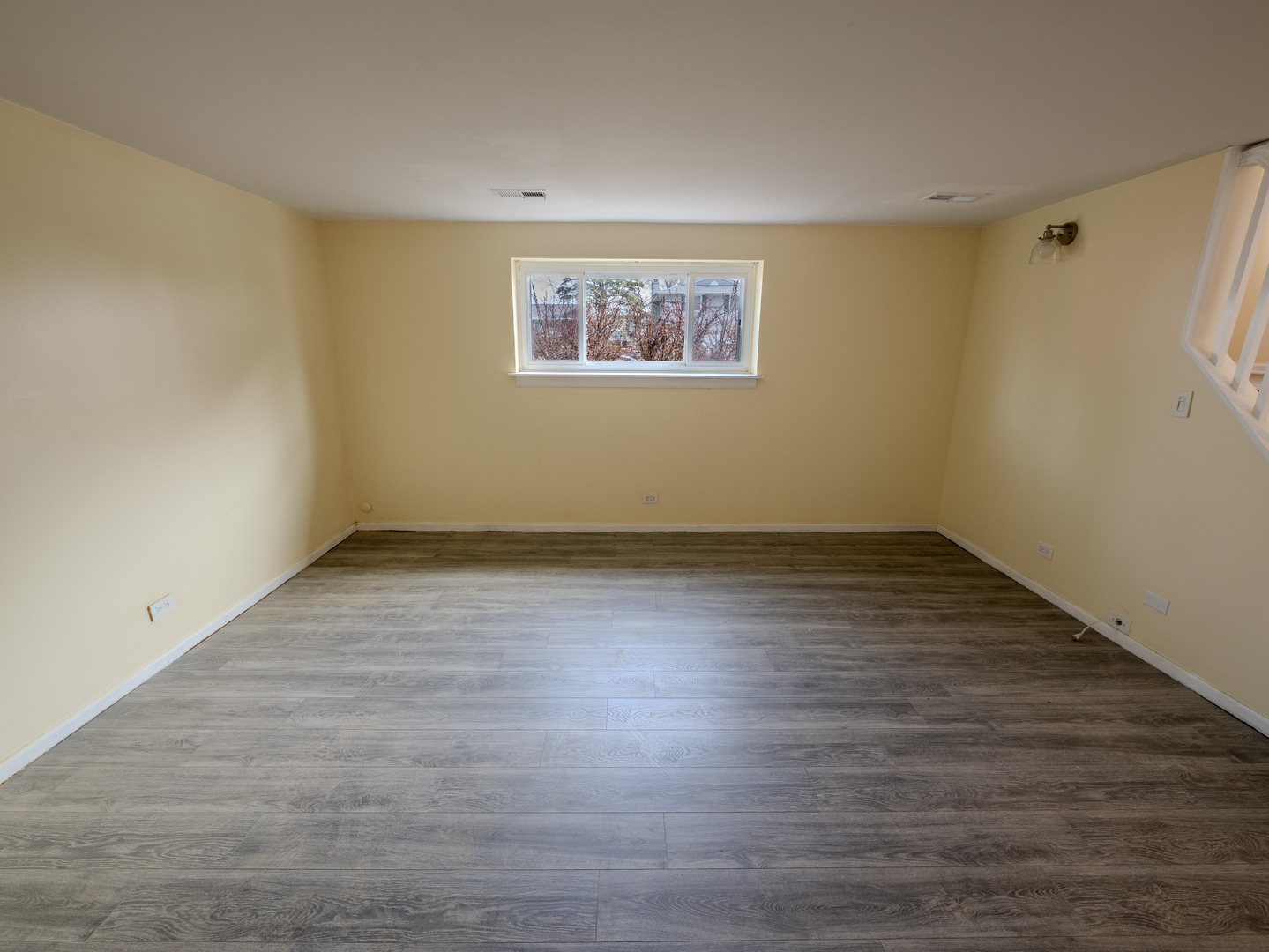 630 Clover Lane Schaumburg IL 60193