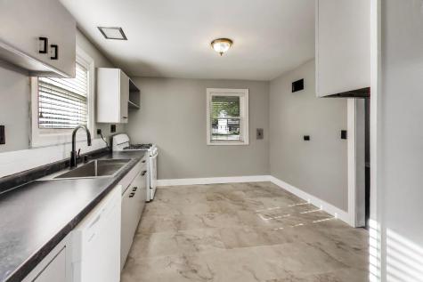 836 East Rockland Road Libertyville IL 60048