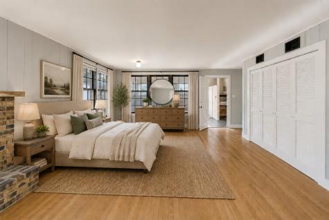836 East Rockland Road Libertyville IL 60048