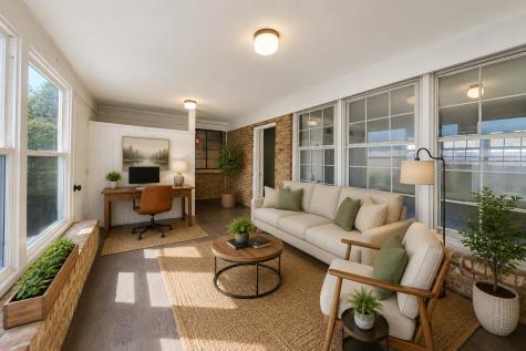 836 East Rockland Road Libertyville IL 60048