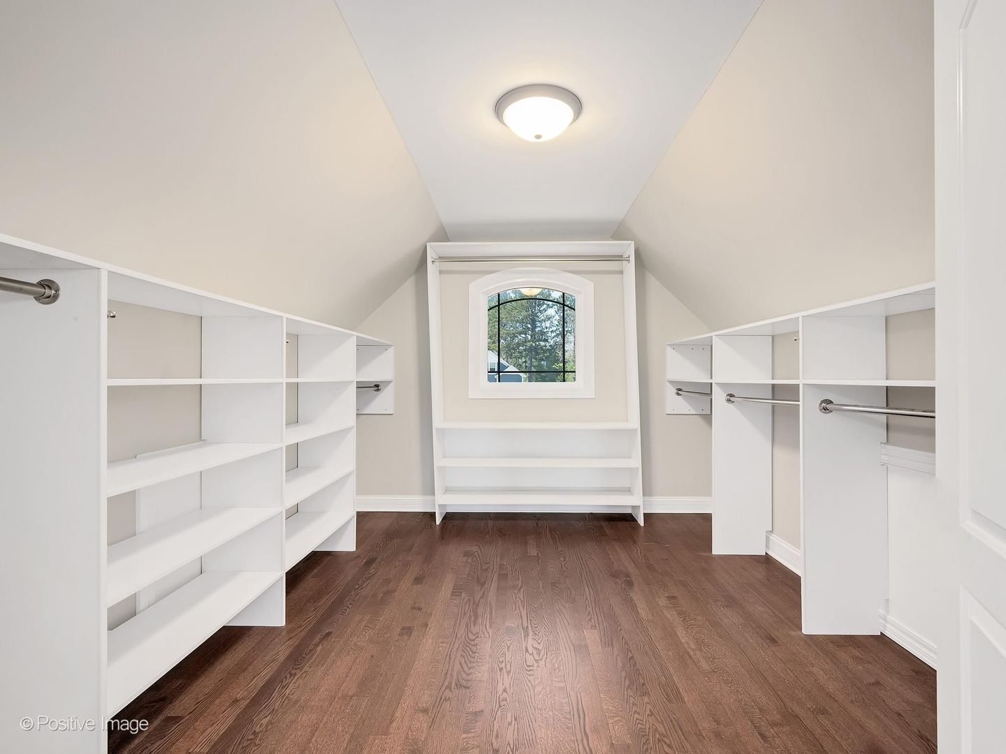 1N345 Blue Ridge Court Wheaton IL 60187