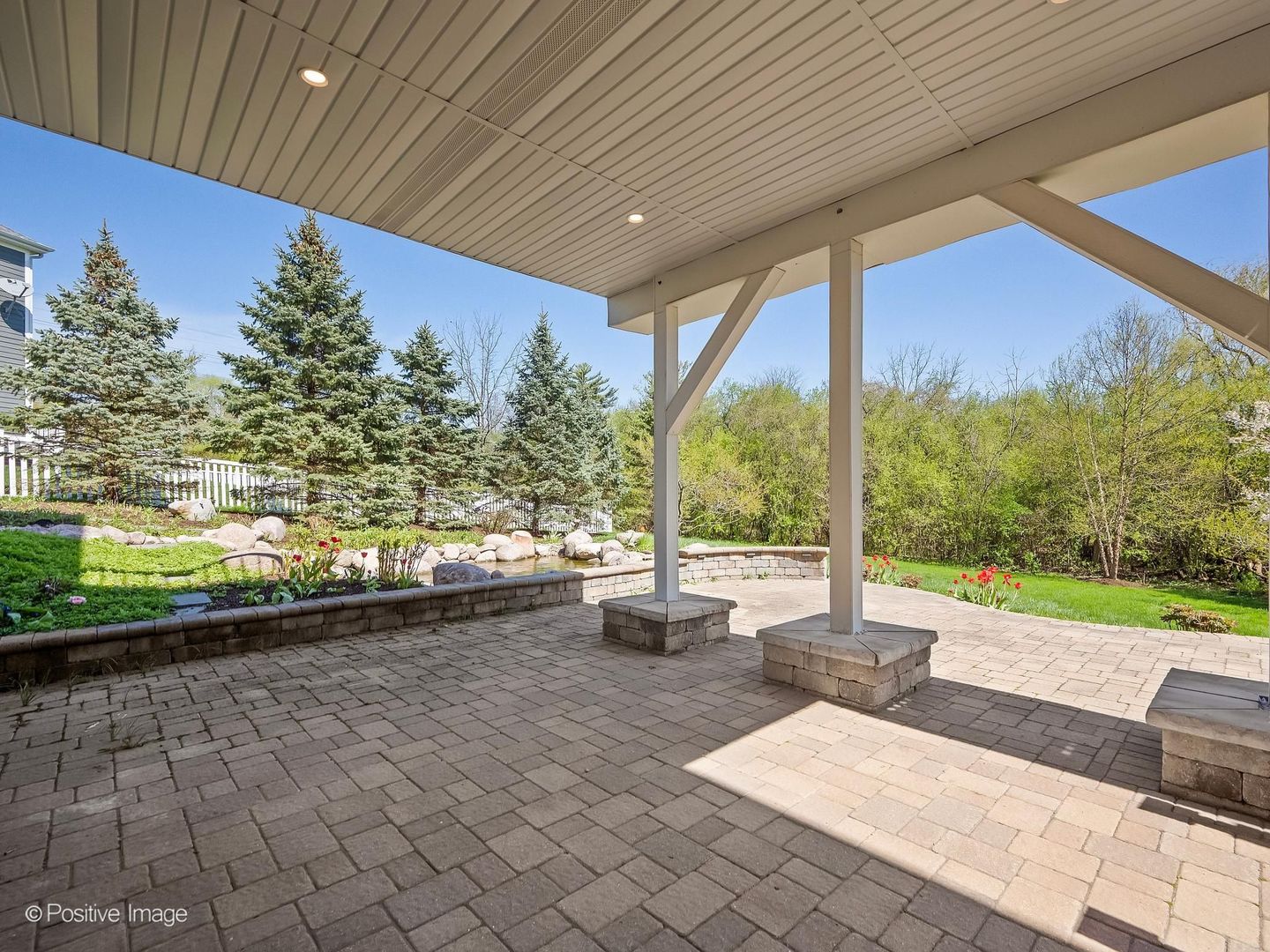1N345 Blue Ridge Court Wheaton IL 60187