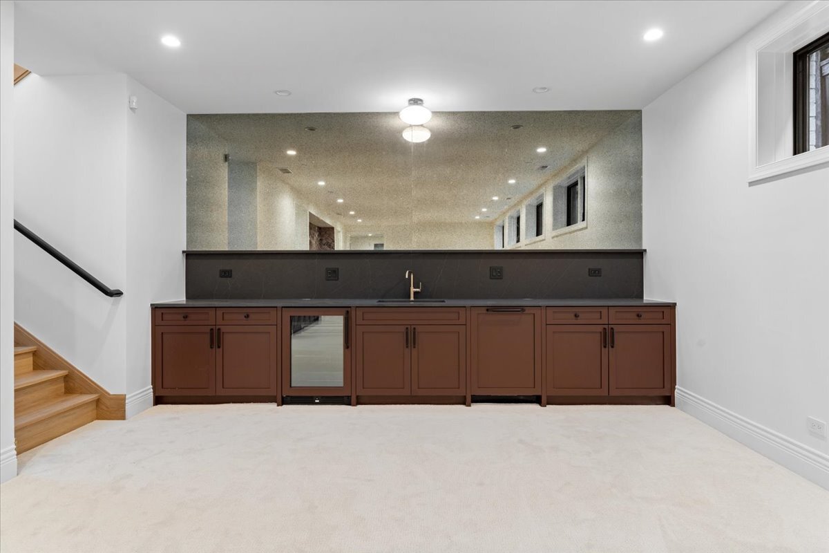 2719 North Dayton Avenue Chicago IL 60614