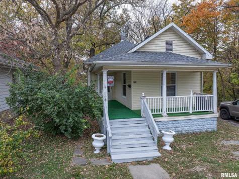 727 North Broadway Avenue Salem IL 62881