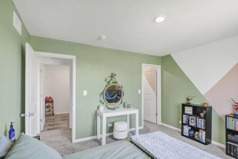 3797 Gardenia Drive Elgin IL 60124