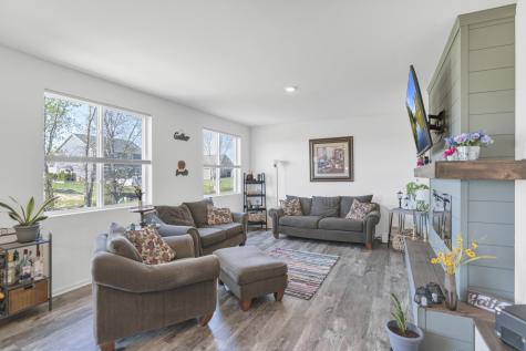 3797 Gardenia Drive Elgin IL 60124