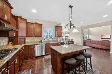 4231 Honey Locust Drive Naperville IL 60564