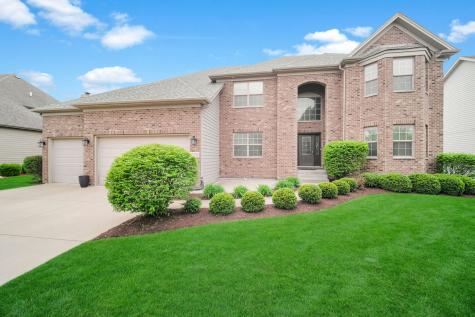 4231 Honey Locust Drive Naperville IL 60564