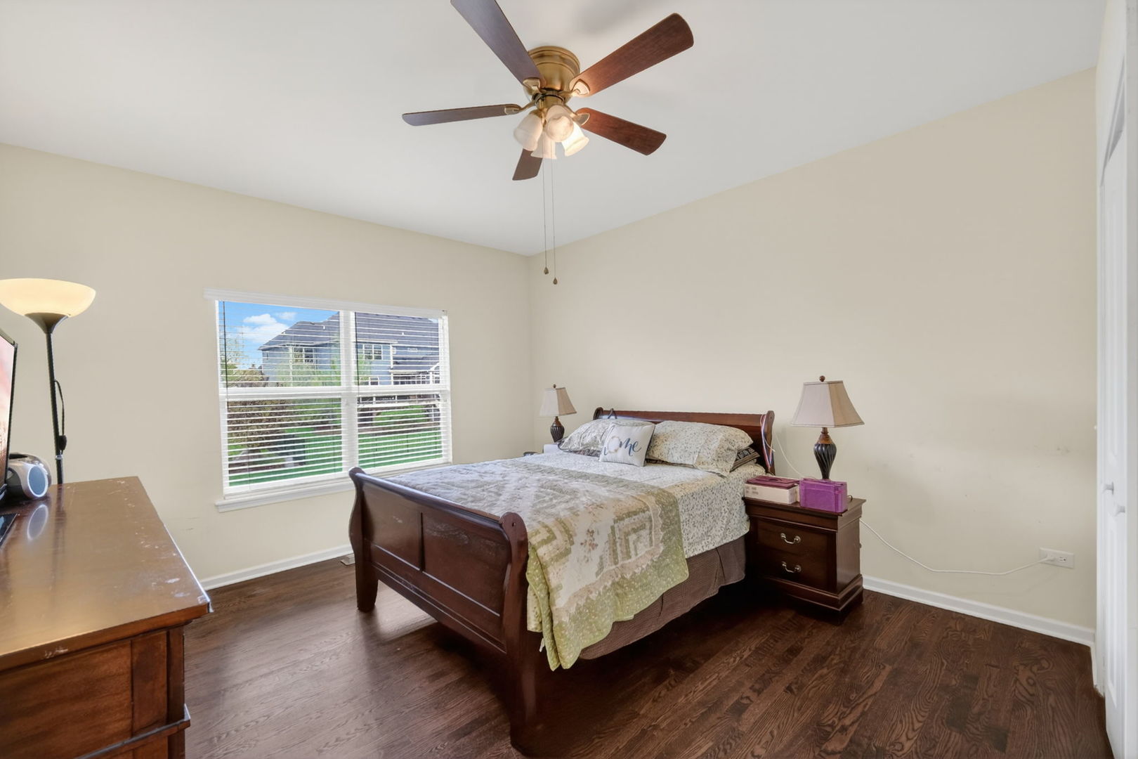 4231 Honey Locust Drive Naperville IL 60564