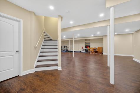 4231 Honey Locust Drive Naperville IL 60564
