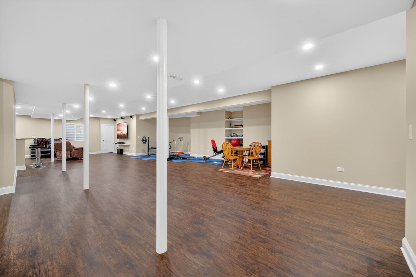 4231 Honey Locust Drive Naperville IL 60564