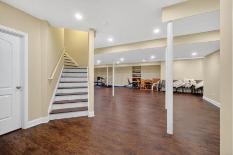 4231 Honey Locust Drive Naperville IL 60564