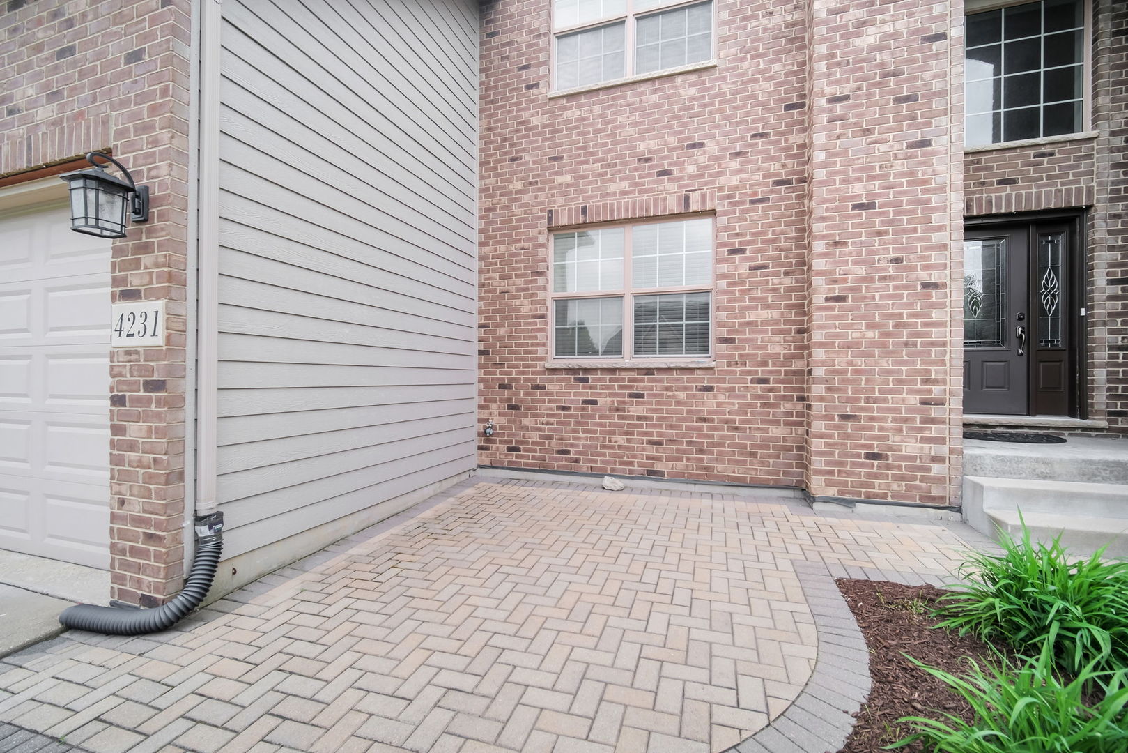 4231 Honey Locust Drive Naperville IL 60564