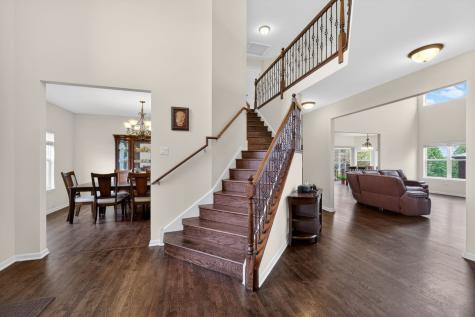 4231 Honey Locust Drive Naperville IL 60564