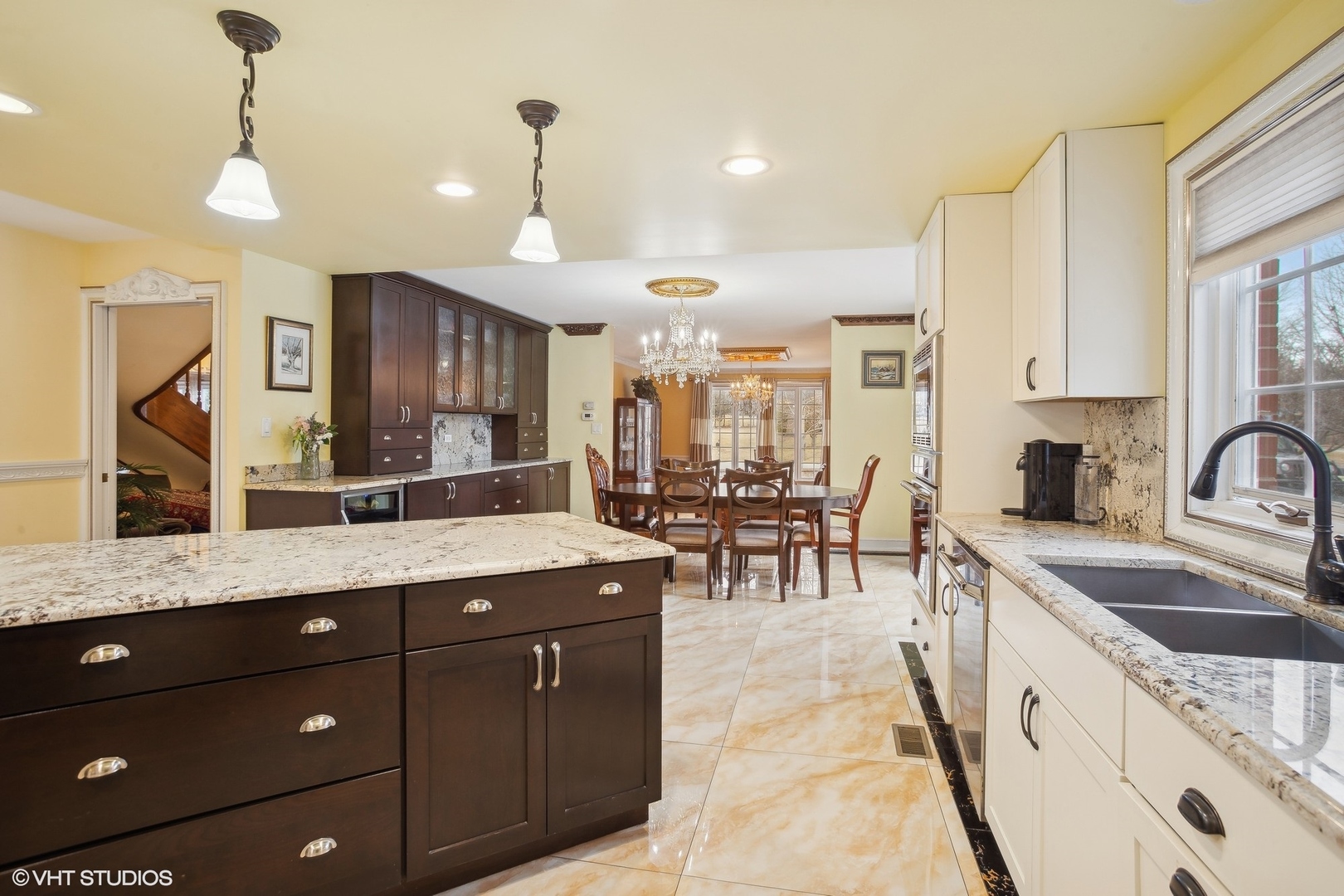 46 Hamilton Lane Oak Brook IL 60523