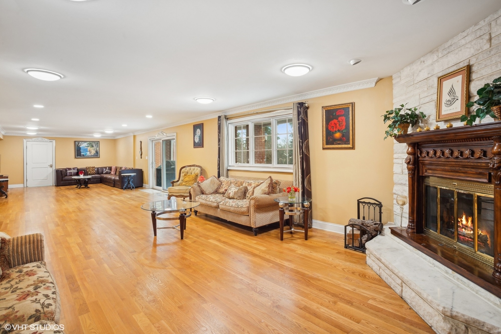 46 Hamilton Lane Oak Brook IL 60523