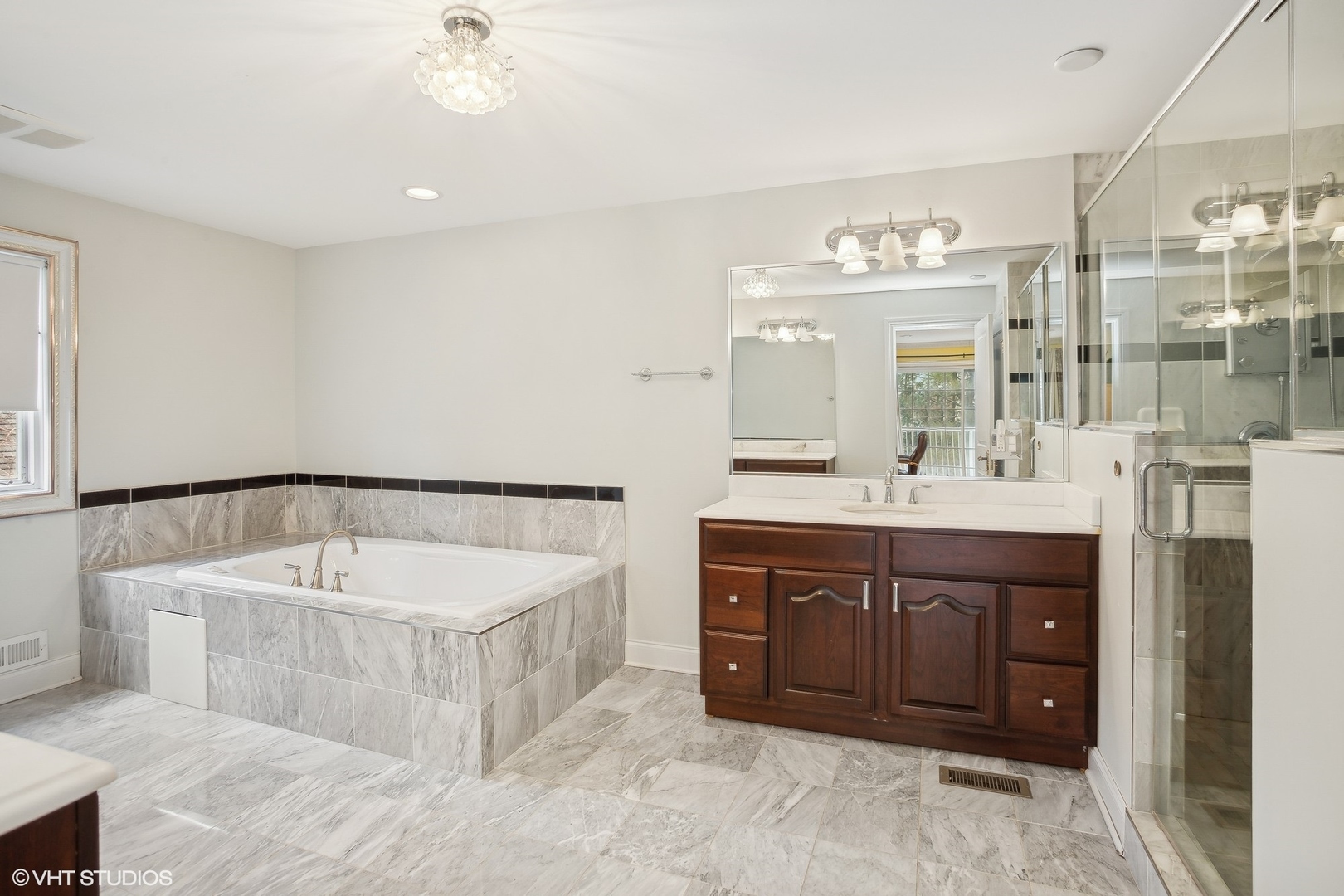 46 Hamilton Lane Oak Brook IL 60523