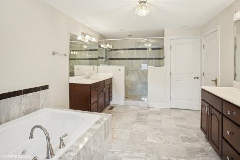 46 Hamilton Lane Oak Brook IL 60523