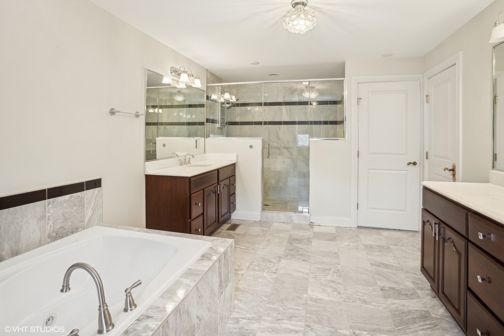 46 Hamilton Lane Oak Brook IL 60523