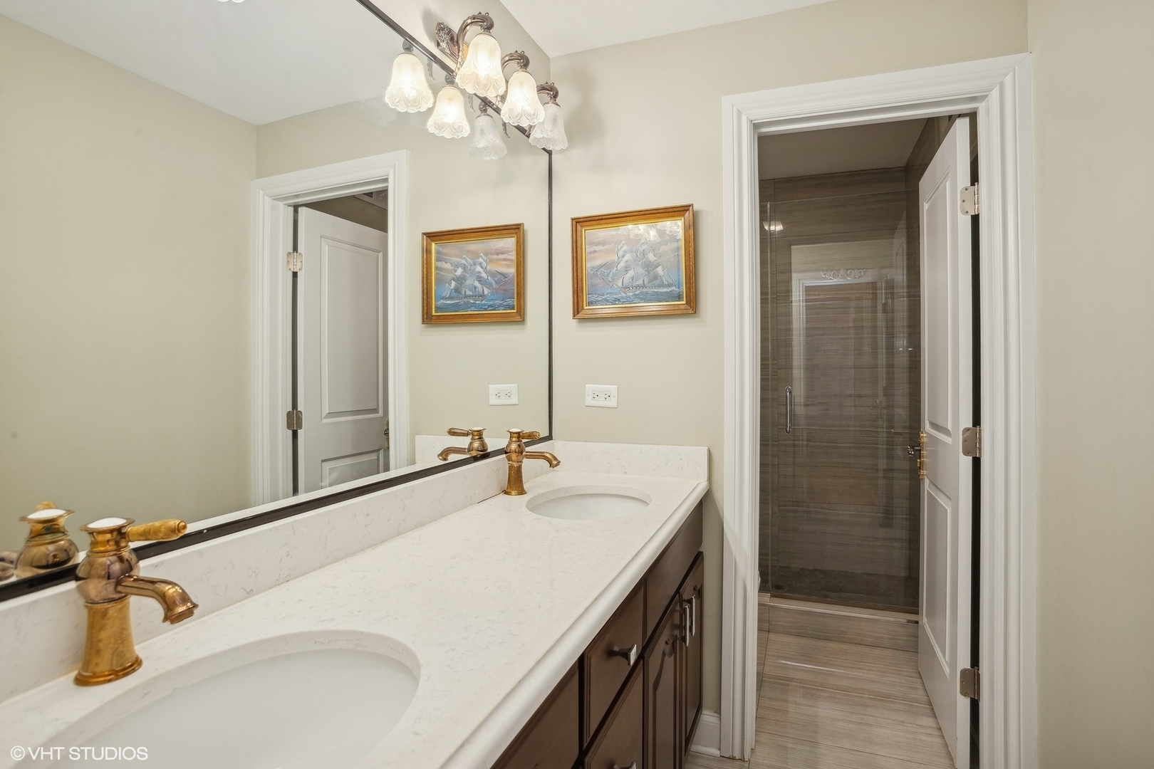 46 Hamilton Lane Oak Brook IL 60523