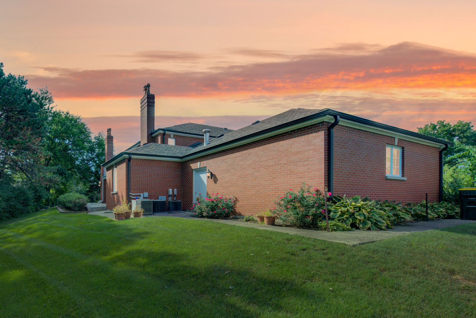 46 Hamilton Lane Oak Brook IL 60523
