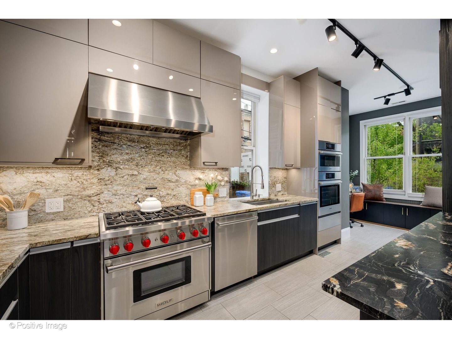 613 West Belden Avenue Chicago IL 60614