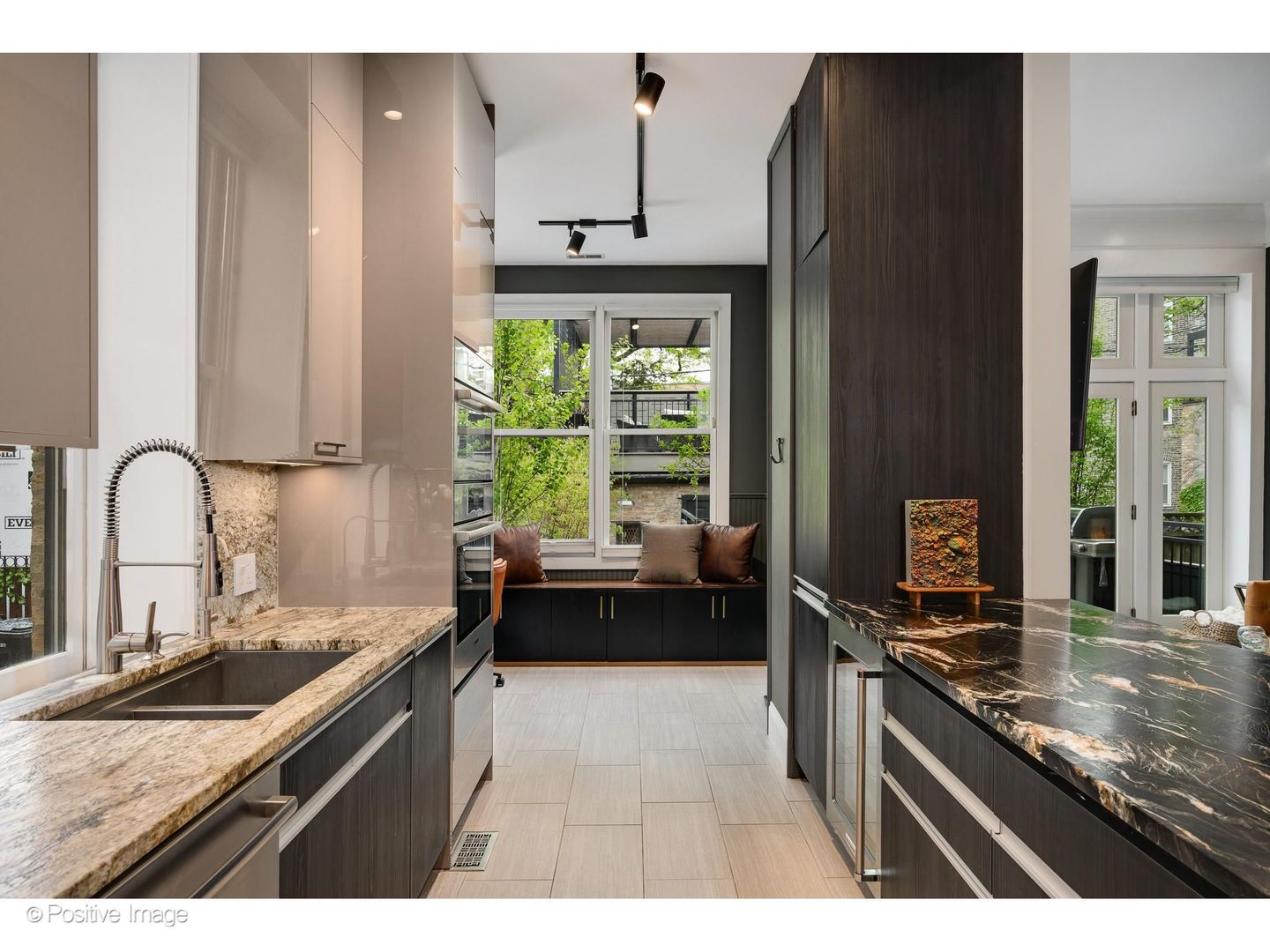 613 West Belden Avenue Chicago IL 60614