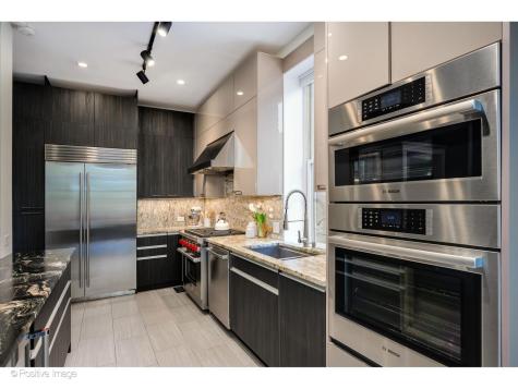 613 West Belden Avenue Chicago IL 60614