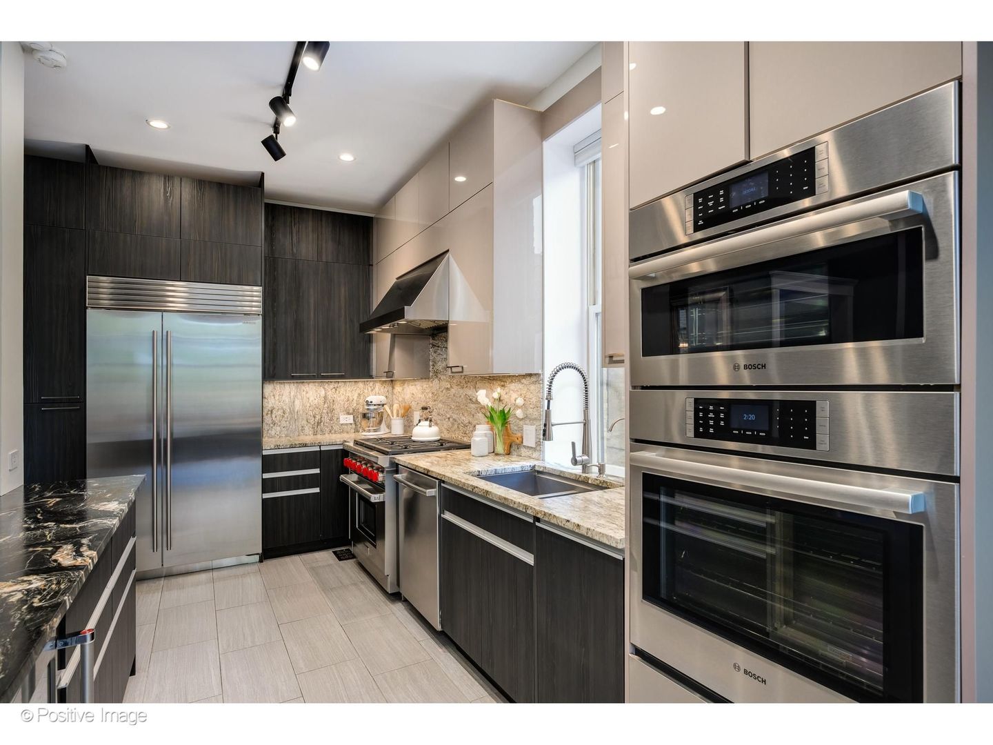613 West Belden Avenue Chicago IL 60614