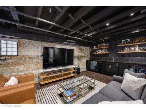 613 West Belden Avenue Chicago IL 60614