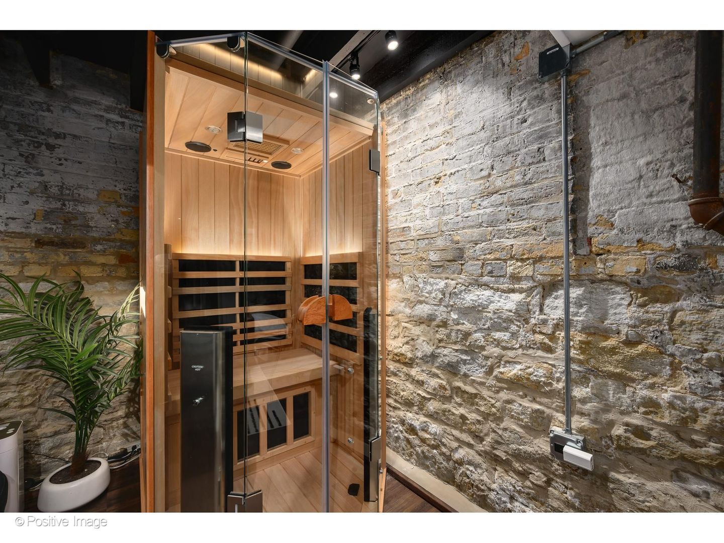 613 West Belden Avenue Chicago IL 60614