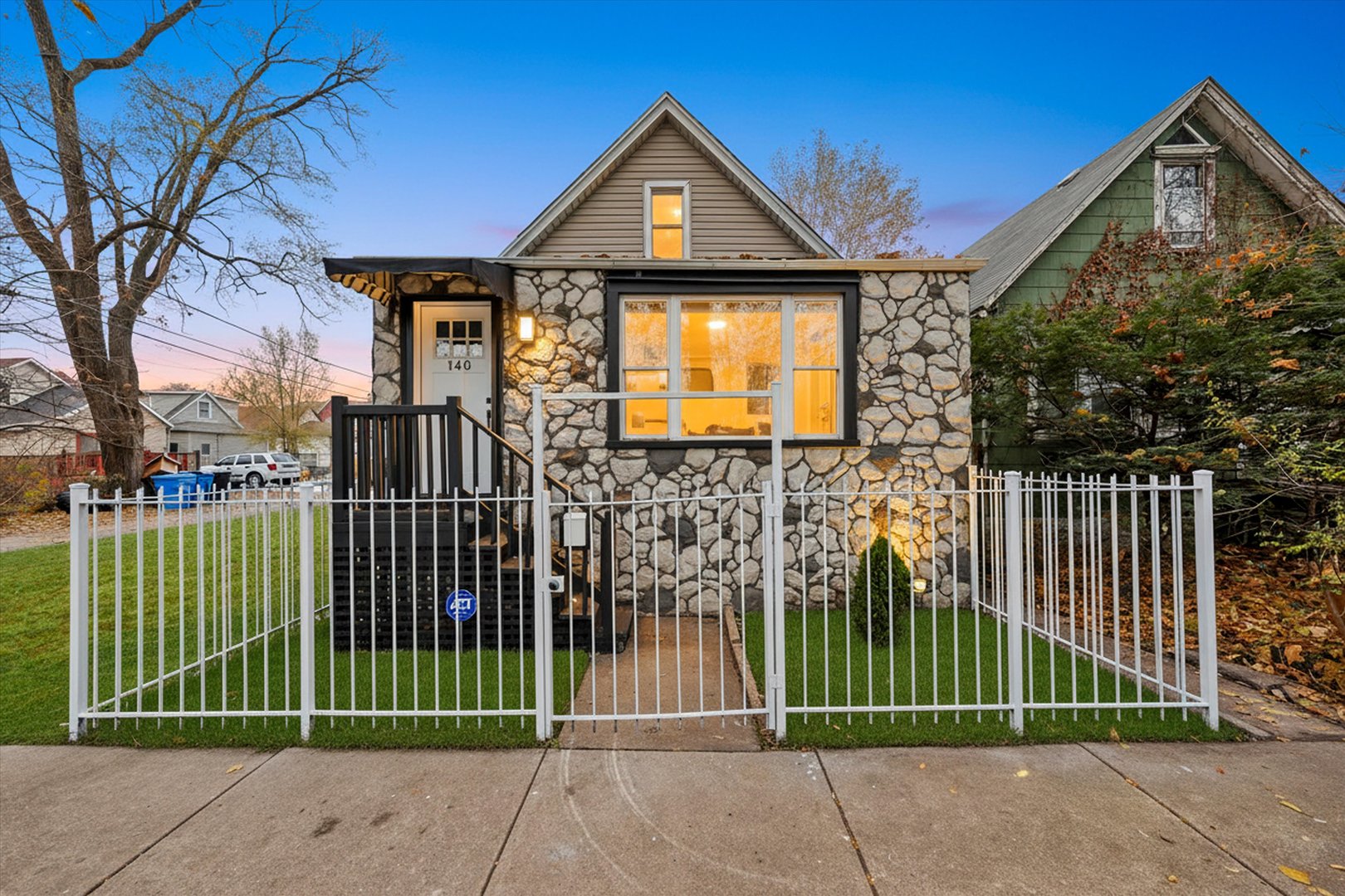 140 West 110th Street Chicago IL 60628