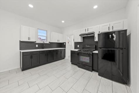 140 West 110th Street Chicago IL 60628