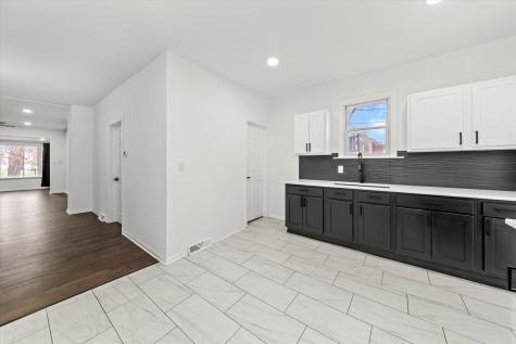 140 West 110th Street Chicago IL 60628
