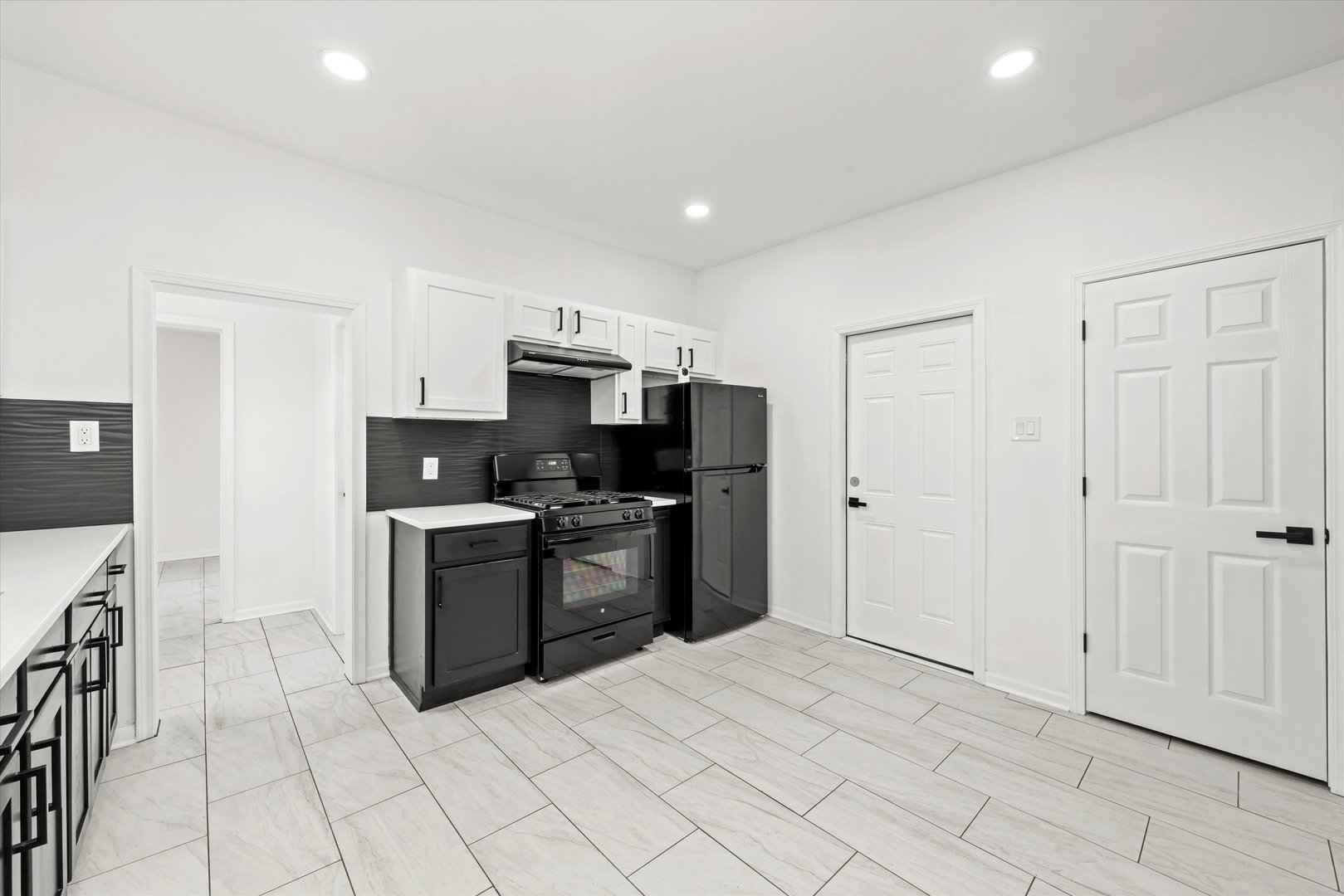 140 West 110th Street Chicago IL 60628