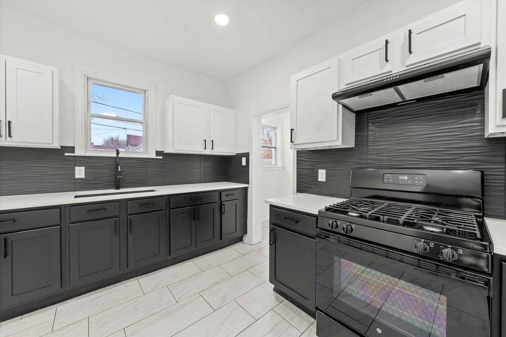 140 West 110th Street Chicago IL 60628