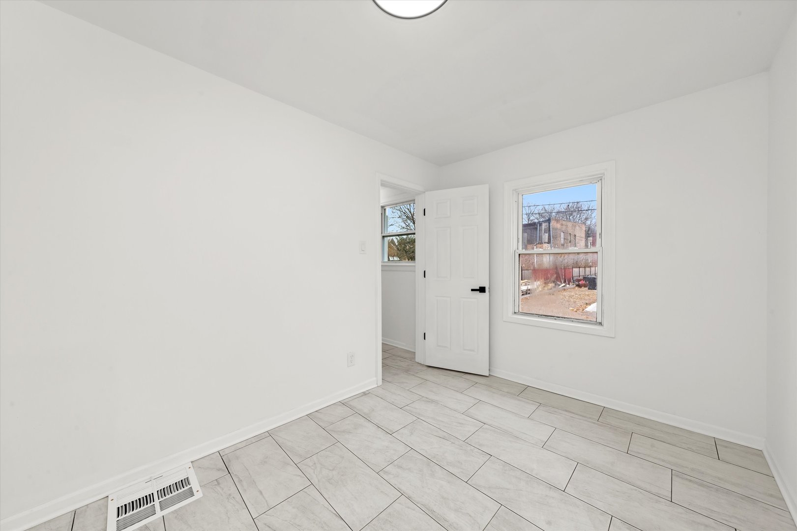 140 West 110th Street Chicago IL 60628