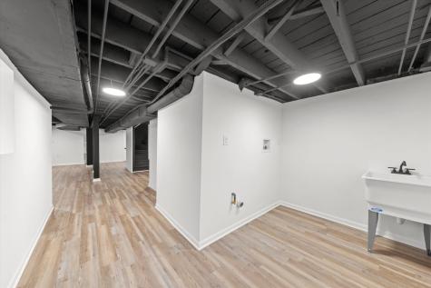 140 West 110th Street Chicago IL 60628