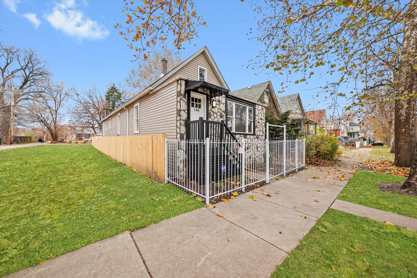 140 West 110th Street Chicago IL 60628