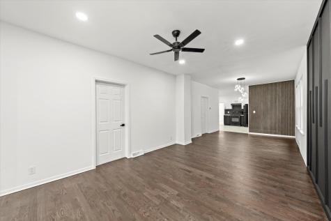 140 West 110th Street Chicago IL 60628