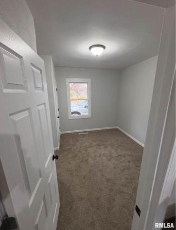 618 South Mcleansboro Street Benton IL 62812