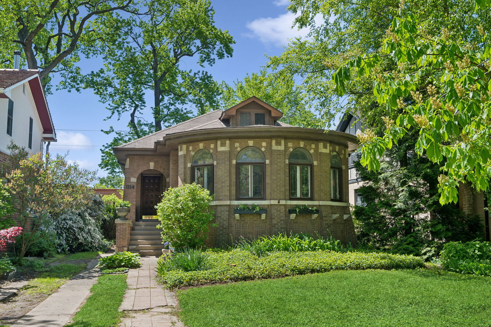 1114 Dobson Street Evanston IL 60202
