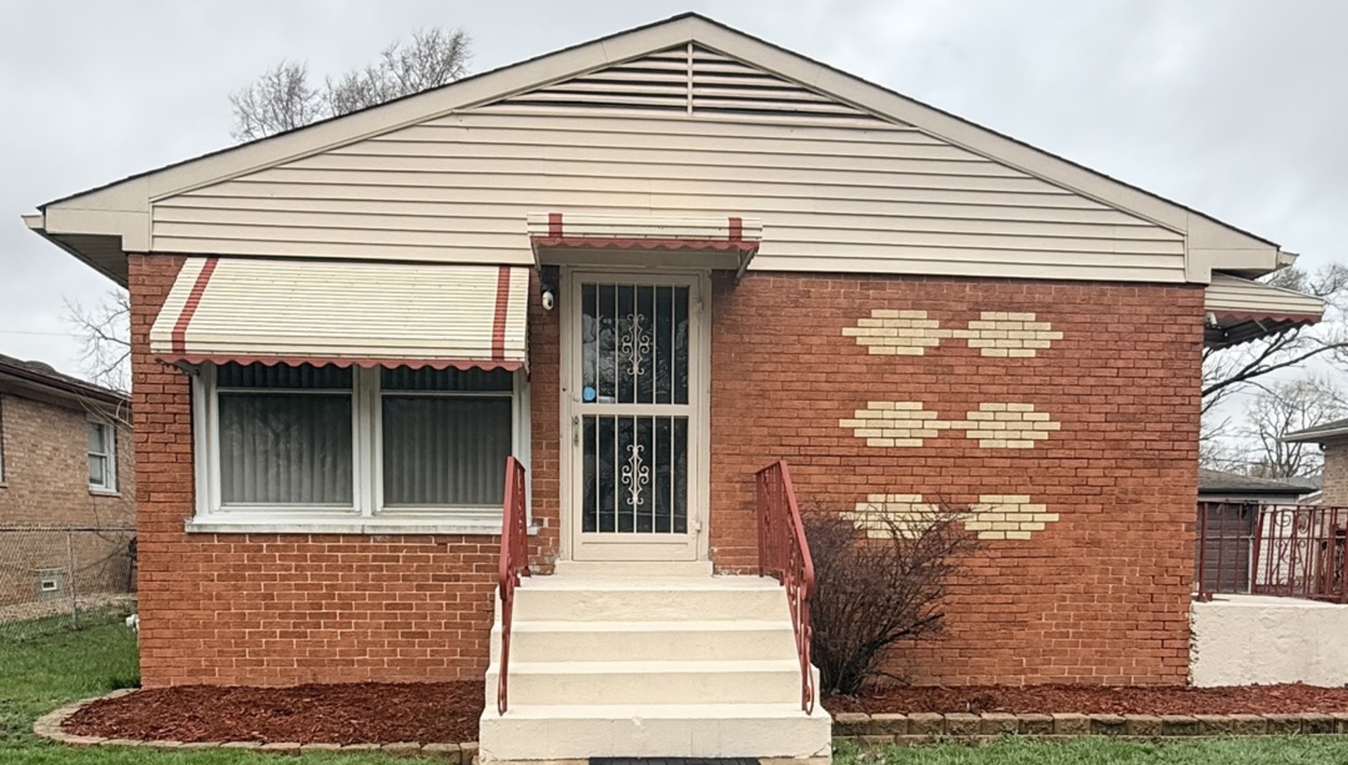 117 West 158th Place Harvey IL 60426