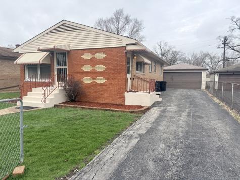 117 West 158th Place Harvey IL 60426
