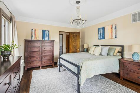1212 Woodbine Avenue Oak Park IL 60302