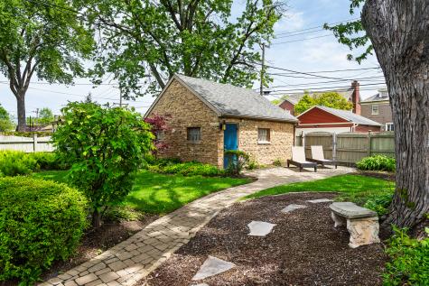 1212 Woodbine Avenue Oak Park IL 60302