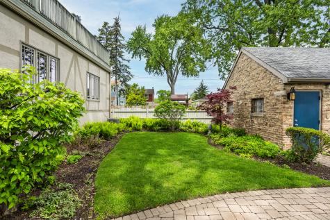 1212 Woodbine Avenue Oak Park IL 60302