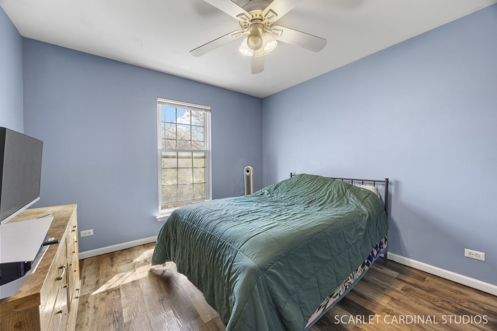 741 Cooper Court E Aurora IL 60504