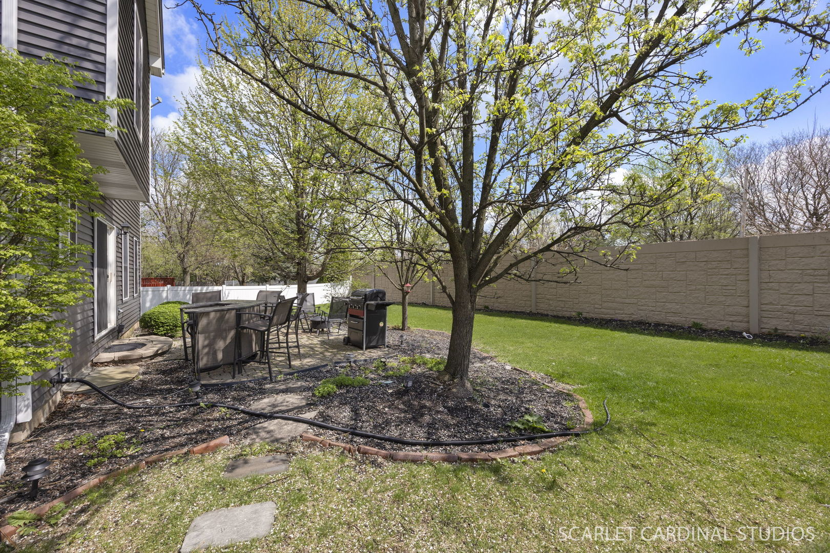 741 Cooper Court E Aurora IL 60504